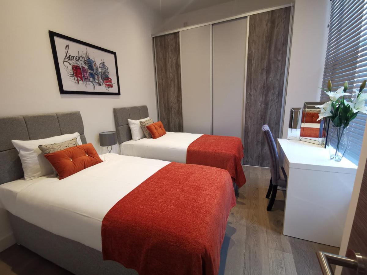 City Prime Apartments Лондон Екстериор снимка A typical bedroom at the hotel